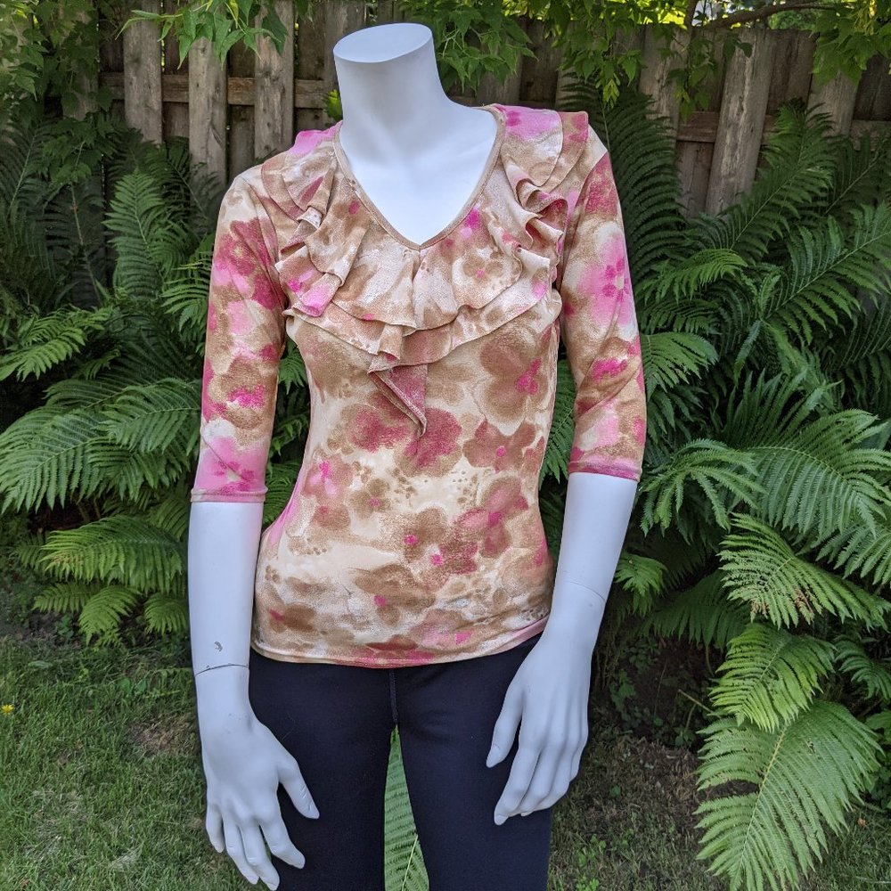 3/4 sleeve floral top from France